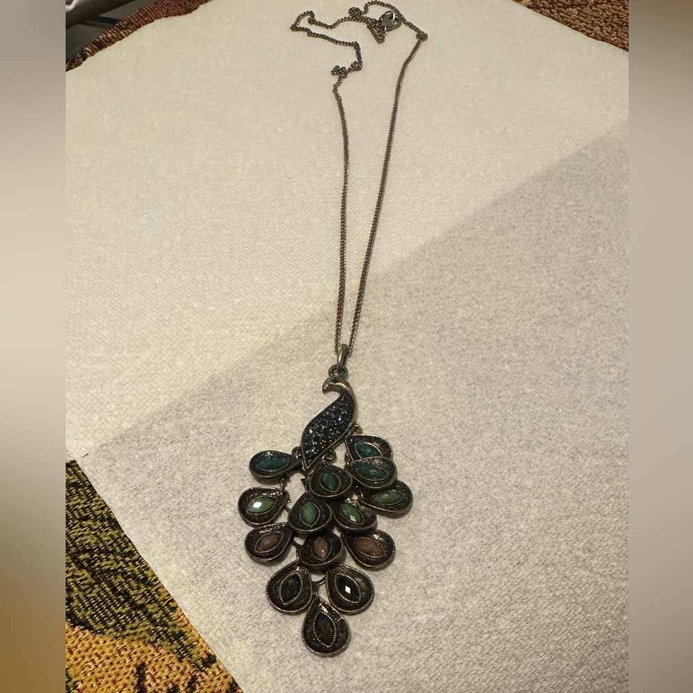 Vintage Colorful Peacock Pendant Necklace - Picture 2 of 8
